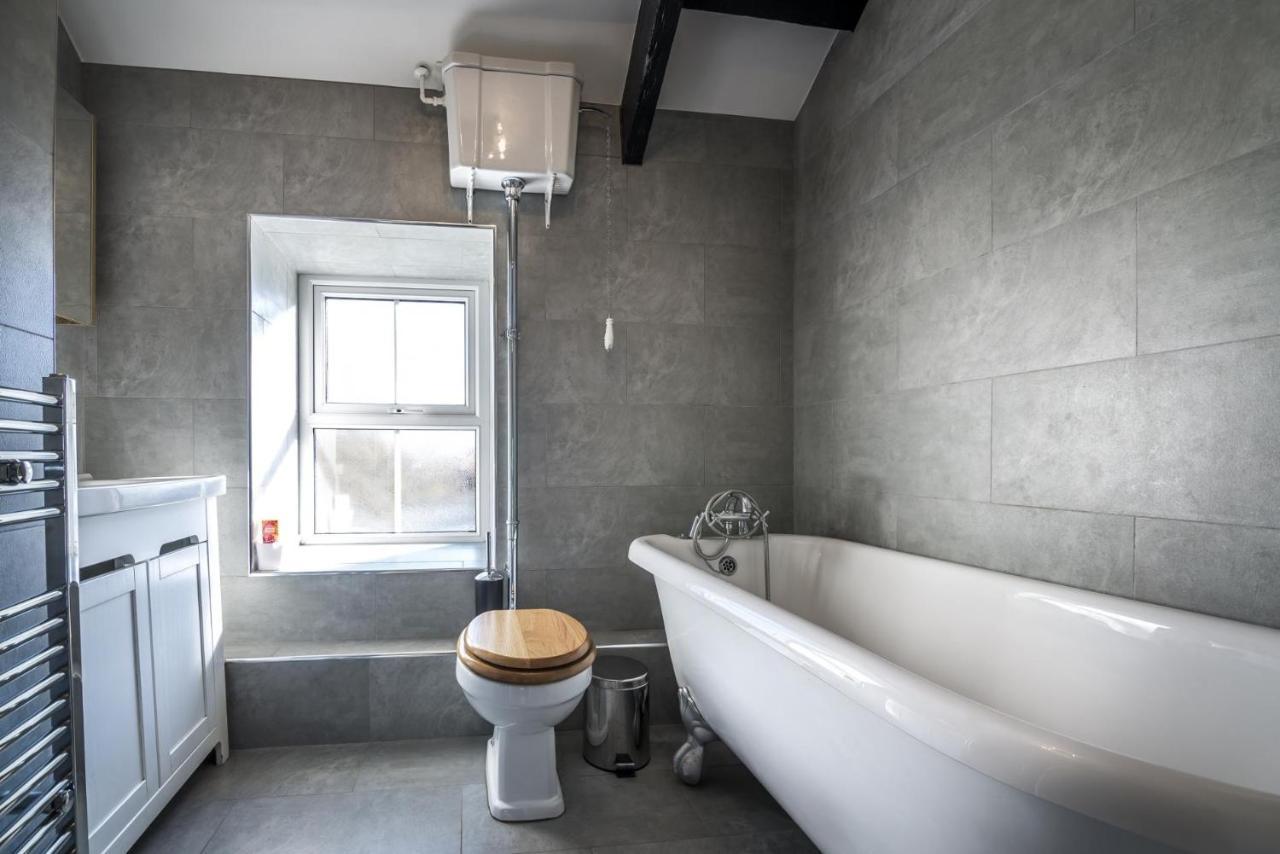 Barn Conversion - Hot Tub - Penally - Tenby Экстерьер фото