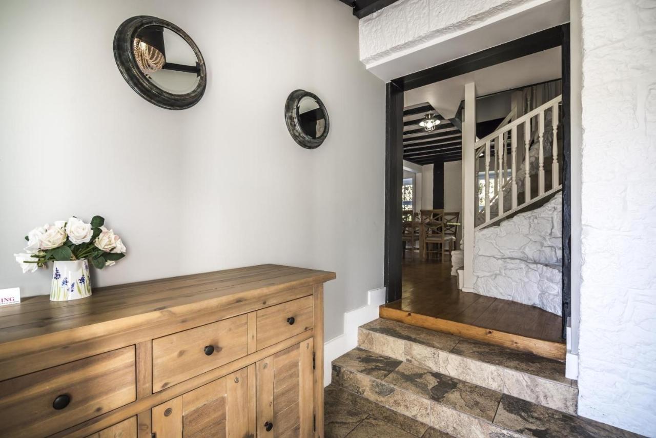 Barn Conversion - Hot Tub - Penally - Tenby Экстерьер фото