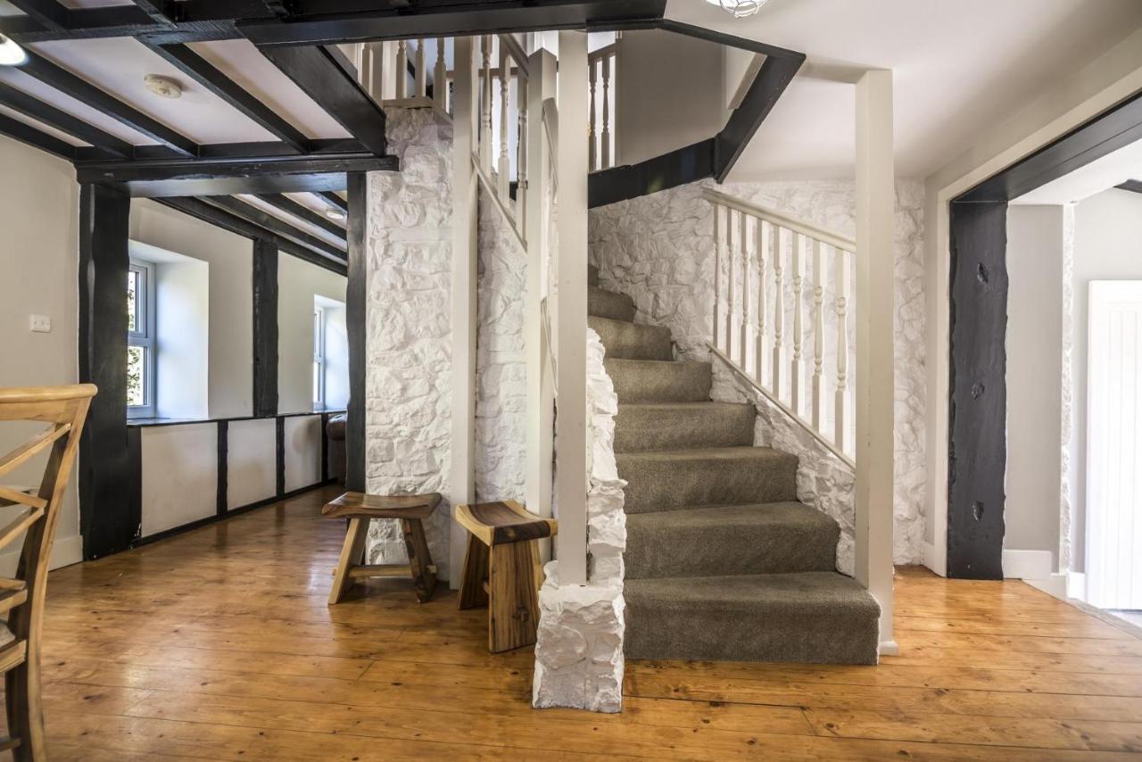 Barn Conversion - Hot Tub - Penally - Tenby Экстерьер фото